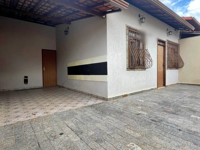 Foto do Casa - Casa com 03 quartos, sendo um suíte, armários planejados e duas vagas, Bairro Santa Amélia / Jardim Atlântico, Belo Horizonte, MG | Deltalar Imóveis