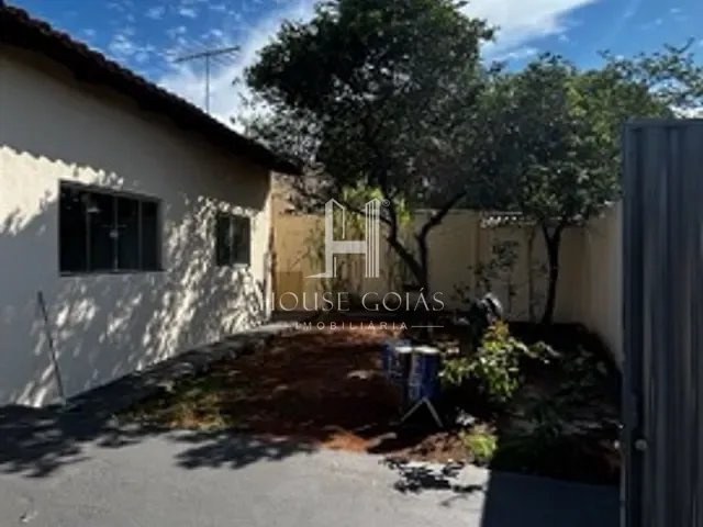 Casa 2 quartos e 2 banheiros, à venda, no bairro Setor Residencial Campos Elísios em Aparecida de Goiânia