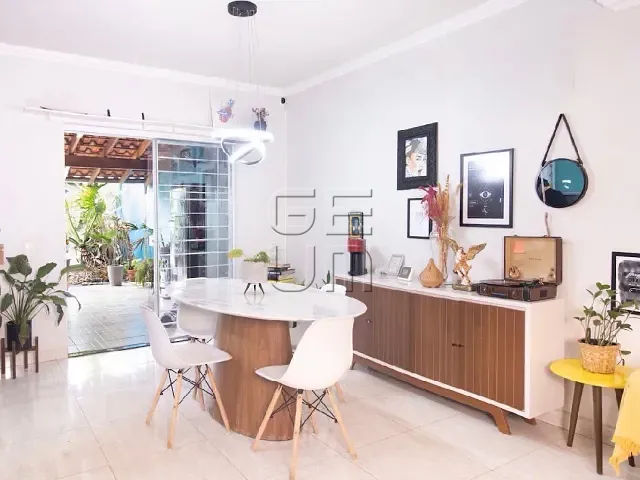 Casa com 191m² 3 quartos e 3 banheiros, à venda, no bairro Gleba Fazenda Palhano em Londrina