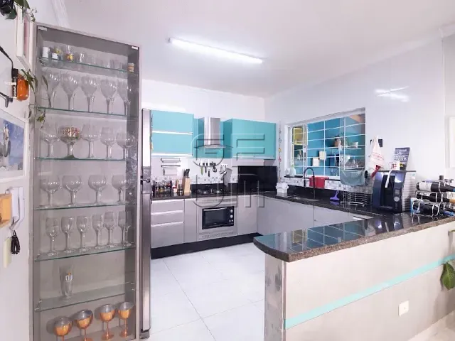 Casa com 191m² 3 quartos e 3 banheiros, à venda, no bairro Gleba Fazenda Palhano em Londrina