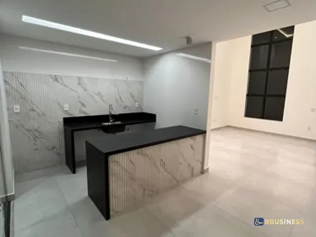 Casa com 200m² 3 quartos e 2 banheiros, à venda, no bairro Parque Tarcisio Miranda em Campos dos Goytacazes