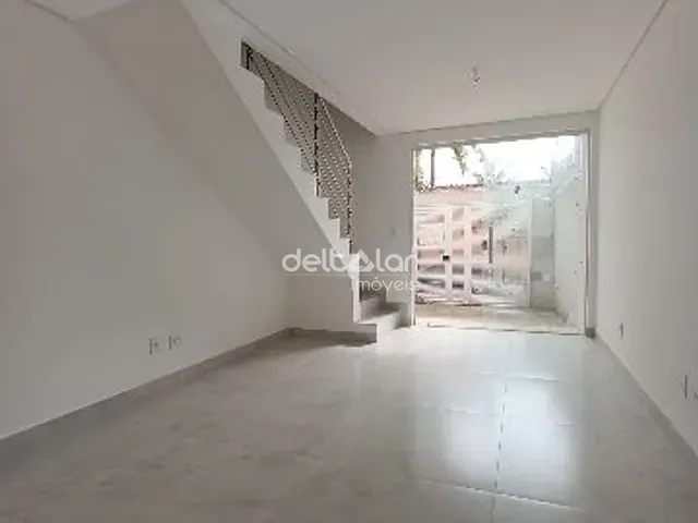 Casa com 110m² 2 quartos e 2 banheiros, à venda, no bairro Planalto em Belo Horizonte
