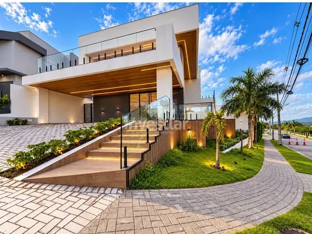 Casa 4 quartos e 4 banheiros, à venda, no bairro Itararé em Campina Grande