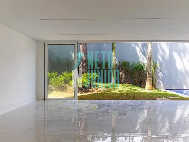 Casa 4 quartos e 4 banheiros, à venda, no bairro Chácara Santo Antônio (Zona Sul) em São Paulo