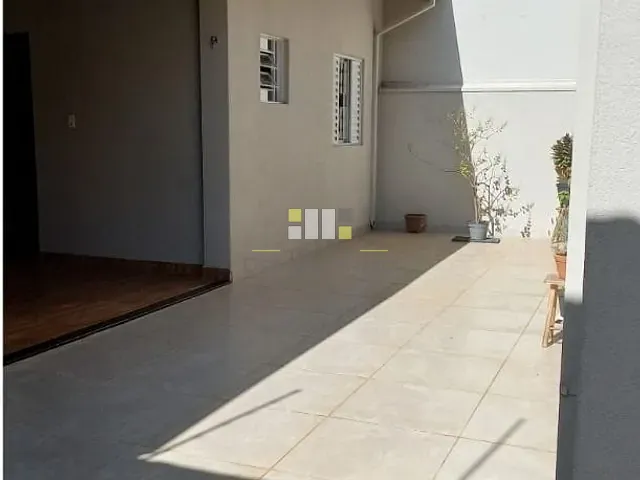 Casa com 250m² 3 quartos e 2 banheiros, à venda, no bairro Jardim Residencial Ravagnani em Sumaré