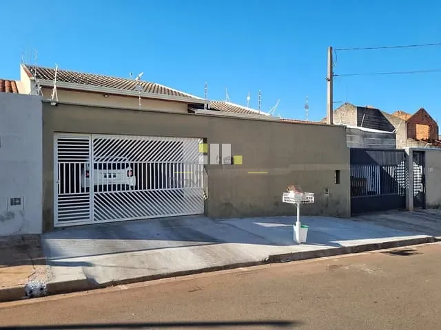 Casa com 250m² 3 quartos e 2 banheiros, à venda, no bairro Jardim Residencial Ravagnani em Sumaré