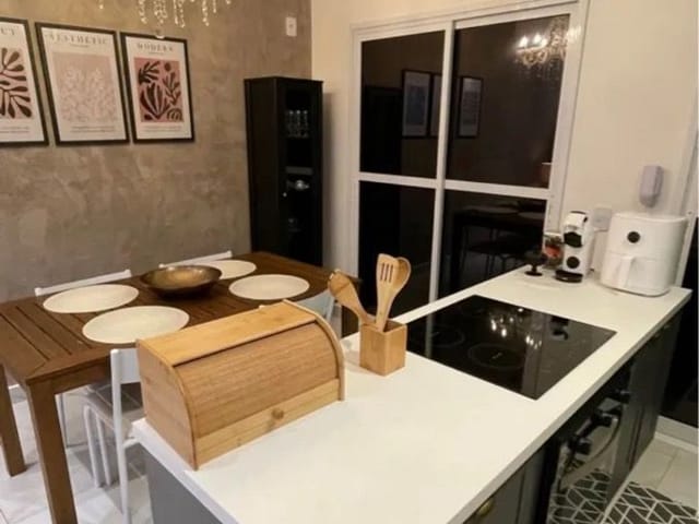 Casa com 142m² 3 quartos e 2 banheiros, à venda, no bairro Urbanova em São José dos Campos