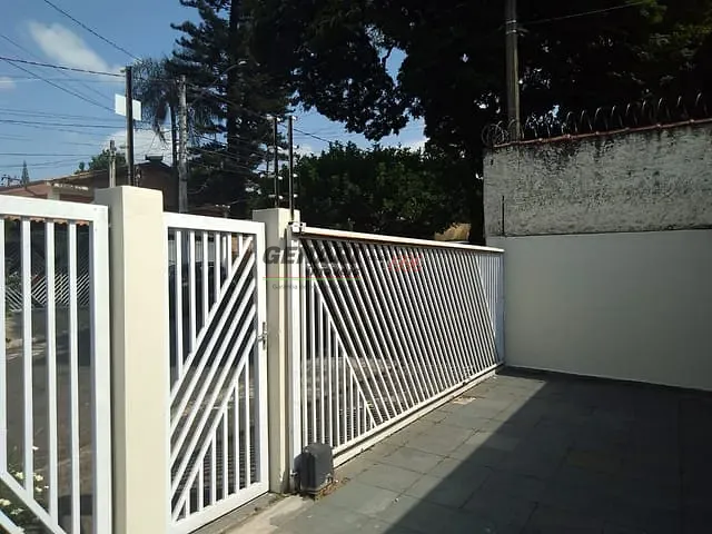 Casa com 409m² 3 quartos e 3 banheiros, para alugar, no bairro Chácara Areal em Indaiatuba