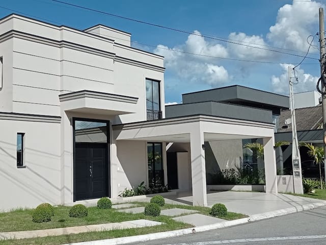 Casa com 300m² 4 quartos e 3 banheiros, à venda ou para alugar, no bairro Caminho Novo em Tremembé