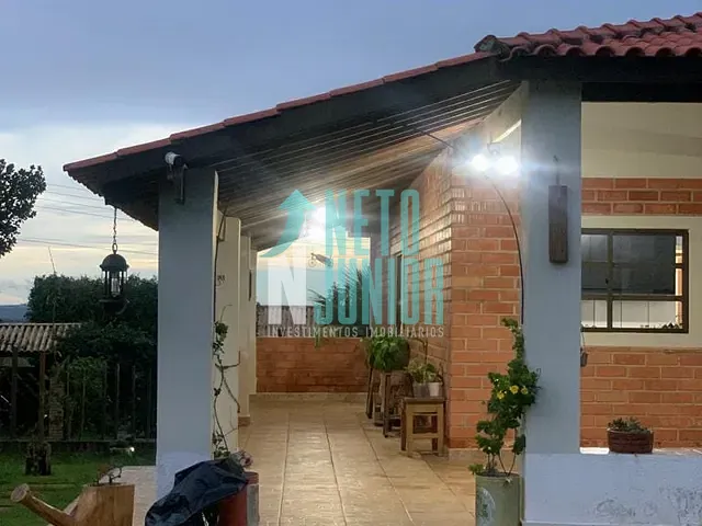Casa 3 quartos e 2 banheiros, à venda, no bairro Jd Sdalila em Araçoiaba da Serra