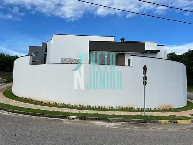 Casa com 287m² 3 quartos e 4 banheiros, à venda, no bairro Jardim Vera Cruz em Sorocaba