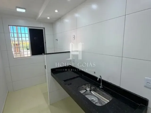 Apartamento 2 quartos e 1 banheiro, à venda, no bairro Residencial Buena Vista III em Goiânia