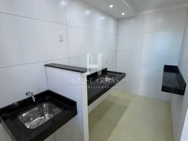 Apartamento 2 quartos e 1 banheiro, à venda, no bairro Residencial Buena Vista III em Goiânia