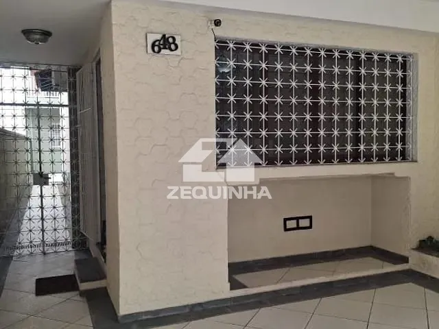 Casa com 174m² 2 quartos e 4 banheiros, para alugar, no bairro Vila Campesina em Osasco