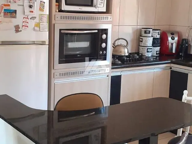 Casa com 150m² 2 quartos e 1 banheiro, à venda, no bairro Colônia Dona Luíza em Ponta Grossa
