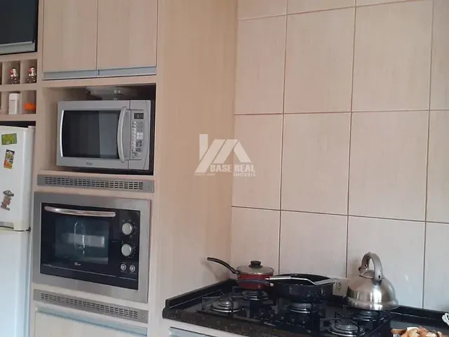 Casa com 150m² 2 quartos e 1 banheiro, à venda, no bairro Colônia Dona Luíza em Ponta Grossa