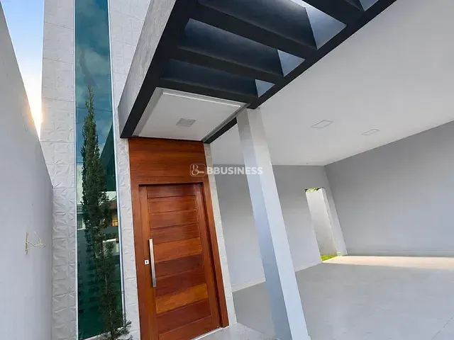 Casa 3 quartos e 2 banheiros, à venda, no bairro Parque Jóquei Club em Campos dos Goytacazes