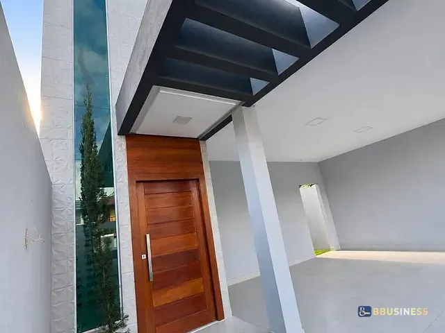 Casa 3 quartos e 2 banheiros, à venda, no bairro Parque Jóquei Club em Campos dos Goytacazes