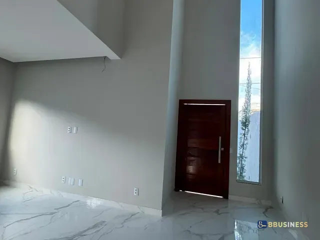 Casa 3 quartos e 2 banheiros, à venda, no bairro Parque Jóquei Club em Campos dos Goytacazes