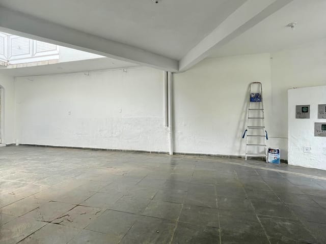 Foto do Casa - Casa com 02 quartos, sendo um suíte e varanda e 03 vagas de garagem, Planalto, Belo Horizonte, MG | Deltalar Imóveis