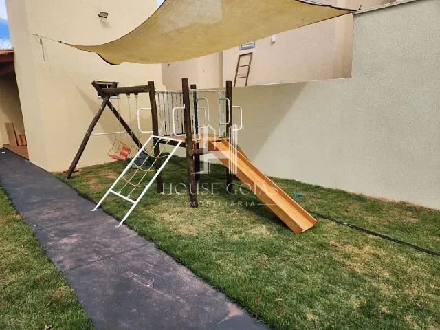 Casa com 130m² 2 quartos e 2 banheiros, à venda, no bairro Setor Cristina em Trindade
