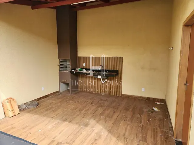 Casa com 130m² 2 quartos e 2 banheiros, à venda, no bairro Setor Cristina em Trindade