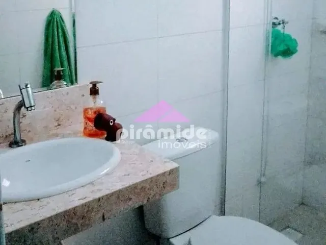 Casa com 180m² 3 quartos e 3 banheiros, à venda, no bairro Vila Tatetuba em São José Dos Campos