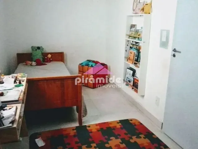 Casa com 180m² 3 quartos e 3 banheiros, à venda, no bairro Vila Tatetuba em São José Dos Campos