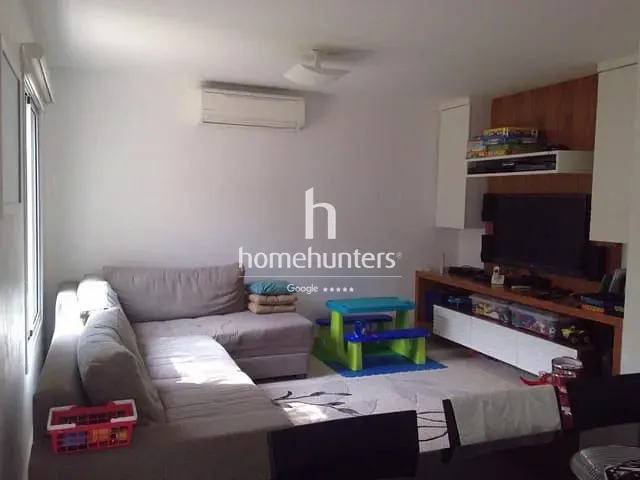 Casa com 445m² 4 quartos e 3 banheiros, à venda, no bairro Residencial Barão do Café em Campinas