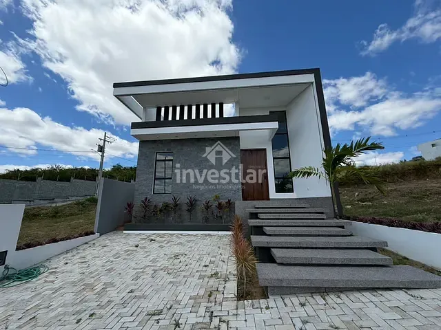 Casa 4 quartos e 2 banheiros, à venda, no bairro Vila Cabral em Campina Grande