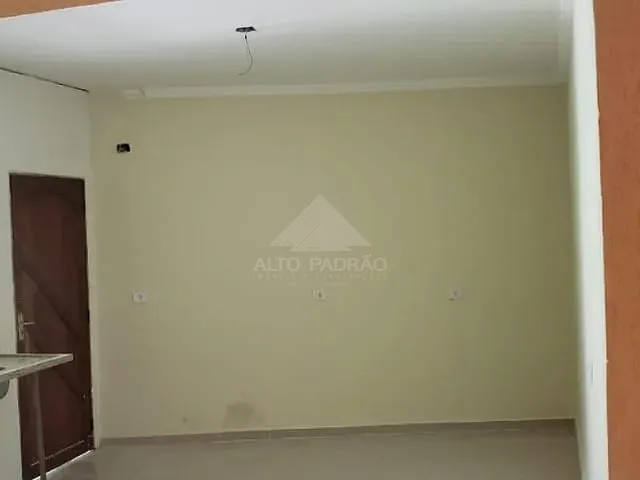Casa com 125m² 3 quartos e 4 banheiros, à venda, no bairro Jardim Guapituba em Mauá