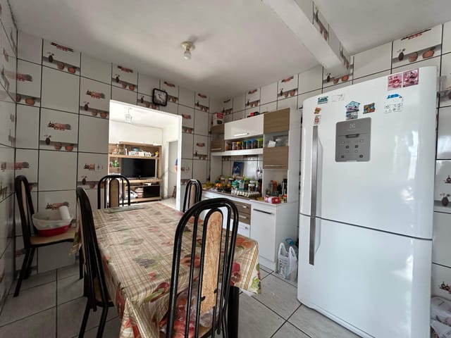 Casa com 388m² 4 quartos e 3 banheiros, à venda, no bairro Obelisco em Pelotas