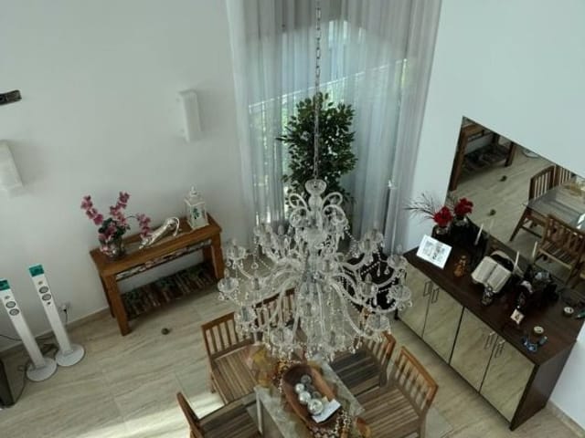 Casa com 364m² 3 quartos e 4 banheiros, à venda, no bairro Parque Sinai em Santana de Parnaíba