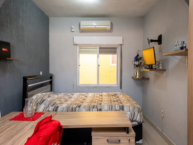 Casa com 350m² 4 quartos e 4 banheiros, à venda, no bairro Areal em Pelotas