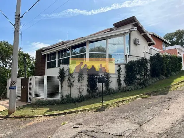 Casa com 256m² 3 quartos e 3 banheiros, à venda, no bairro Parque das Universidades em Campinas