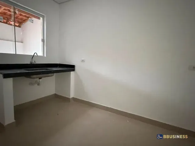 Casa 3 quartos e 3 banheiros, para alugar, no bairro Centro em Bertioga