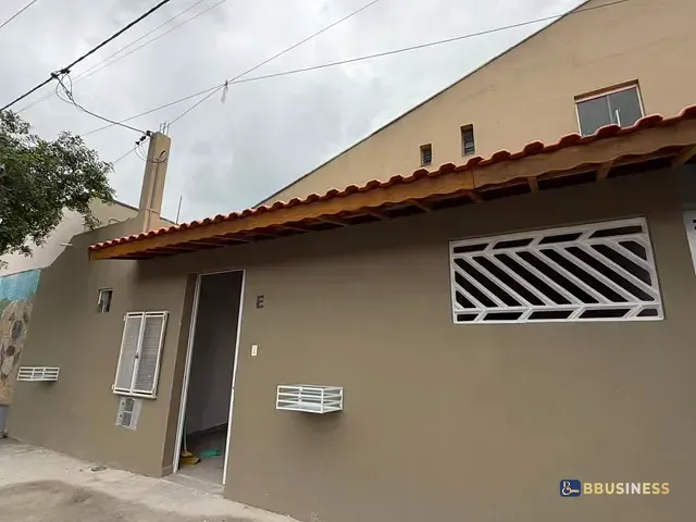 Casa 3 quartos e 3 banheiros, para alugar, no bairro Centro em Bertioga