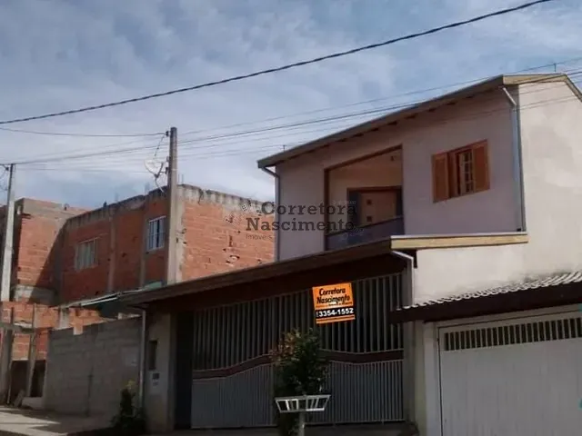 Casa com 186m² 3 quartos e 2 banheiros, à venda, no bairro Residencial Santa Paula em Jacareí