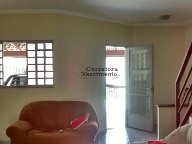 Casa com 186m² 3 quartos e 2 banheiros, à venda, no bairro Residencial Santa Paula em Jacareí