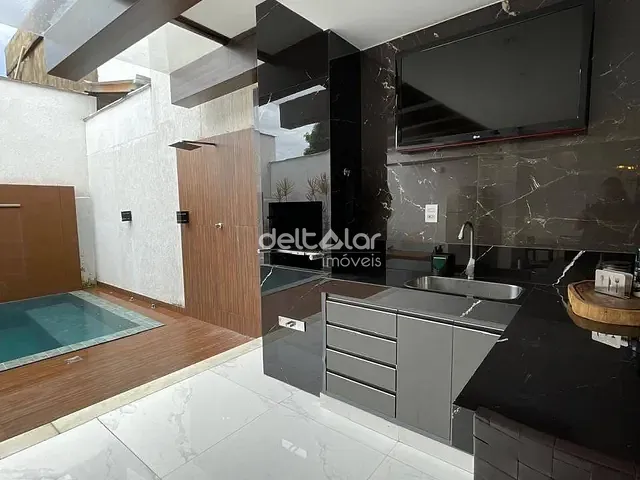 Casa com 180m² 3 quartos e 3 banheiros, à venda, no bairro Vila Cloris em Belo Horizonte