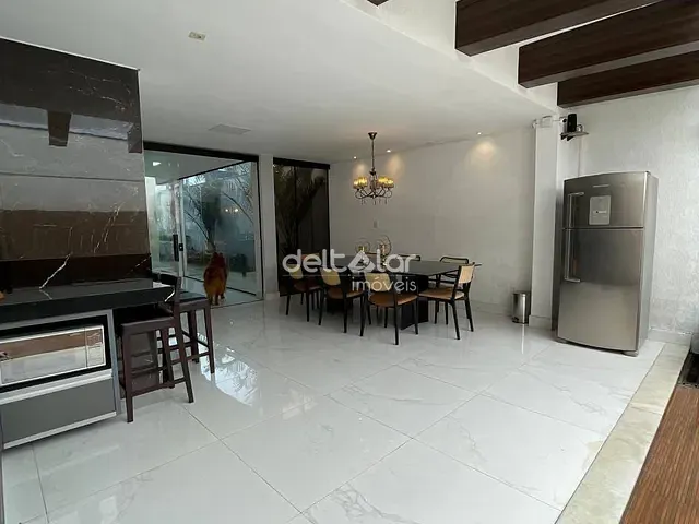 Casa com 180m² 3 quartos e 3 banheiros, à venda, no bairro Vila Cloris em Belo Horizonte