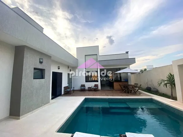 Casa com 482m² 3 quartos e 2 banheiros, à venda, no bairro Urbanova em São José Dos Campos