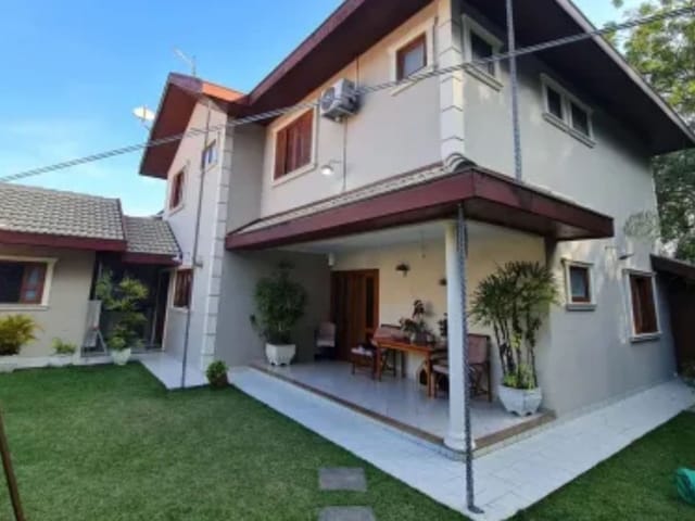 Casa com 250m² 5 quartos e 2 banheiros, à venda, no bairro Urbanova em São José dos Campos