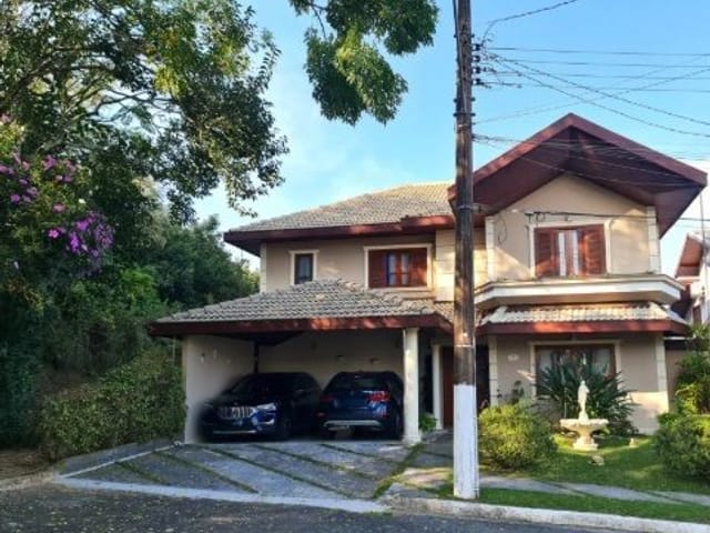 Casa com 250m² 5 quartos e 2 banheiros, à venda, no bairro Urbanova em São José dos Campos