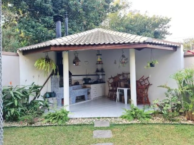 Casa com 250m² 5 quartos e 2 banheiros, à venda, no bairro Urbanova em São José dos Campos