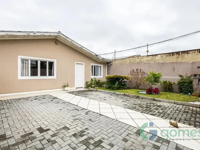 Casa com 146m² 4 quartos e 4 banheiros, à venda, no bairro Novo Mundo em Curitiba
