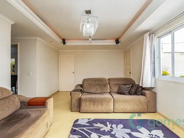 Casa com 146m² 4 quartos e 4 banheiros, à venda, no bairro Novo Mundo em Curitiba