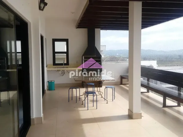 Casa com 470m² 4 quartos e 4 banheiros, à venda, no bairro Urbanova em São José Dos Campos