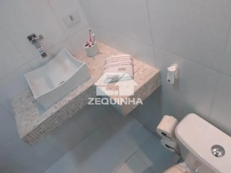 Casa, 3 quartos, 237 m² - Foto 4