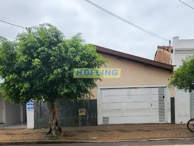 Casa com 978m² 3 quartos e 3 banheiros, à venda, no bairro Centro em Rio Claro